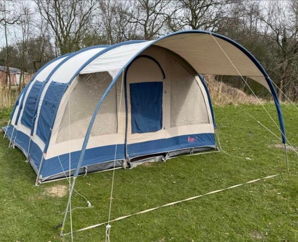 Redwood Cedar 4-persoons tent - Zo goed als nieuw, Caravans en Kamperen, Tenten, Ophalen, Zo goed als nieuw, Tot en met 4