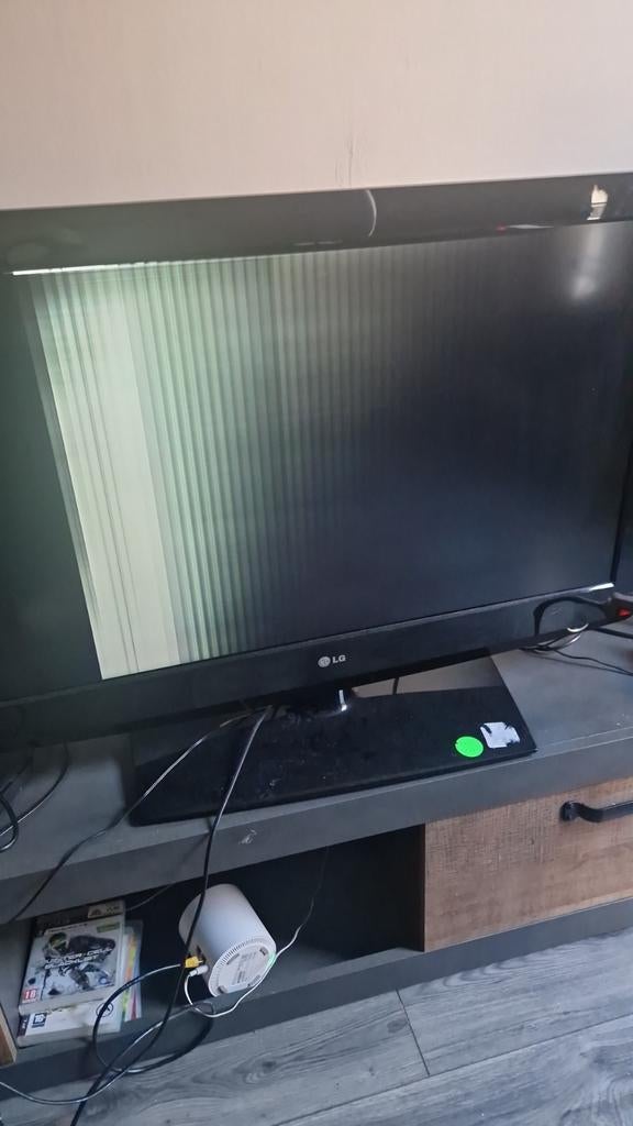 Gezocht gratis tv of voor een kleine prijs, Audio, Tv en Foto, Televisies, Ophalen of Verzenden, 100 cm of meer, 50 Hz, LG