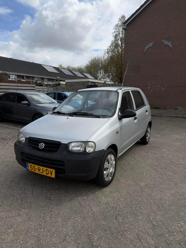 Suzuki Alto 1.1 | 2005 | Zuinig | 5 drs | radio | APK, Auto's, Voorwielaandrijving, 750 kg, 4 cilinders, 4 stoelen