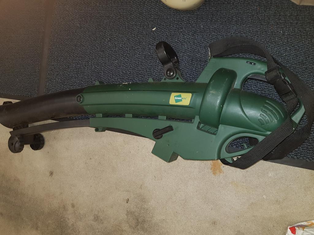 Bladblazer Greenway 2500w. Zonder opvangzak, Tuin en Terras, Bladblazers, Handgedragen, Zo goed als nieuw, Elektrisch, Ophalen