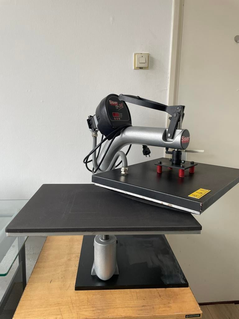 Siser Ts-One professionele hittepers-heatpress, Hobby en Vrije tijd, Kledingapplicaties en Hotfix, Ophalen, Zo goed als nieuw