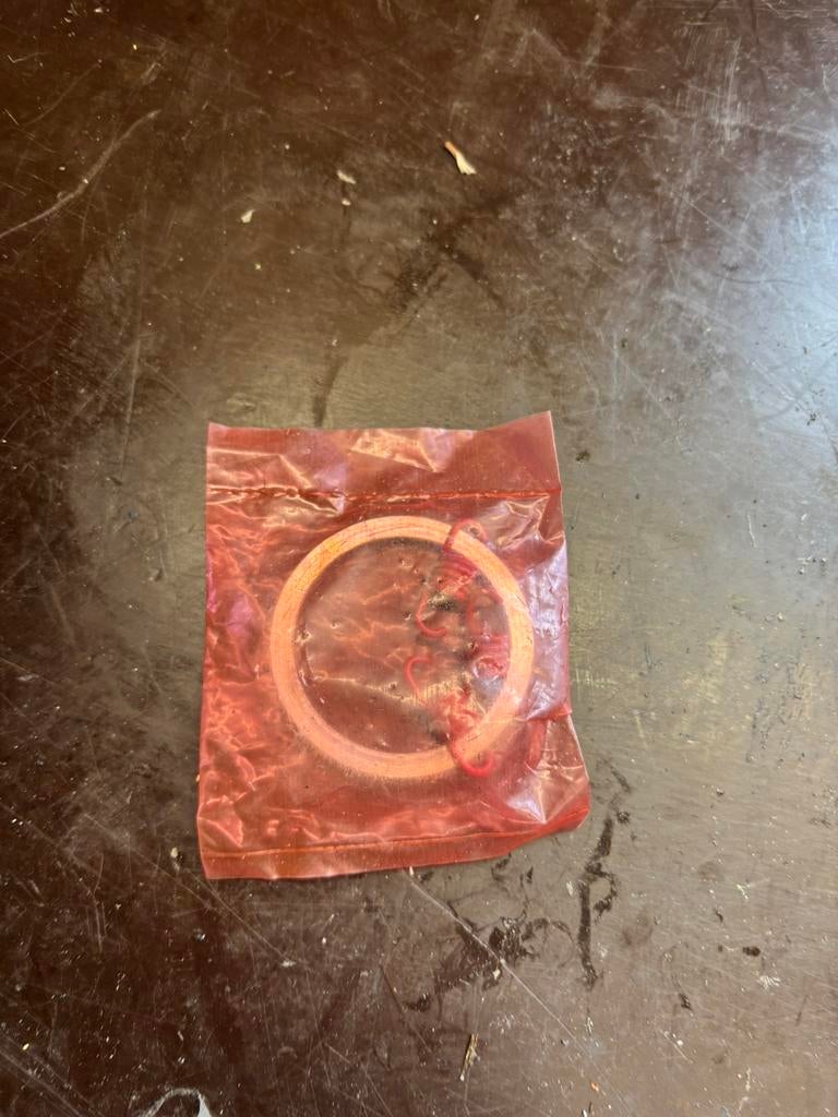 Rode trek veertjes Peugeot, Ophalen of Verzenden