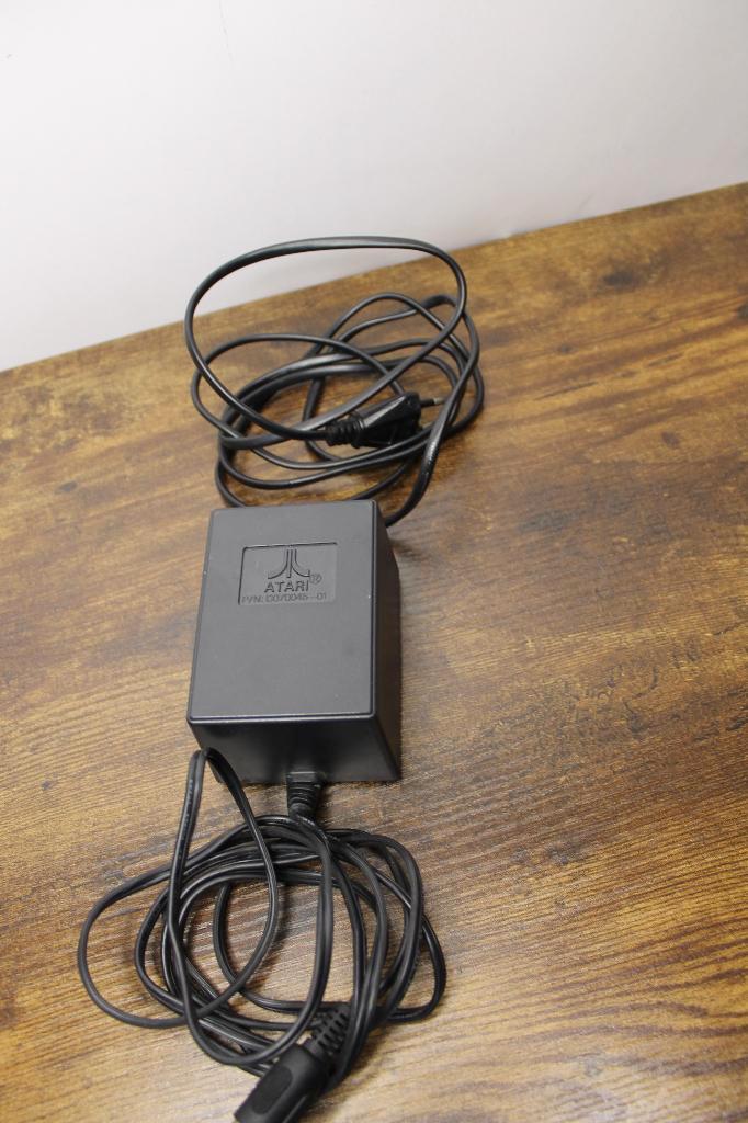 Atari power supply DV-51AUP stroomkabel adapter (ONGETEST), Audio, Tv en Foto, Opladers, Zo goed als nieuw, Ophalen of Verzenden
