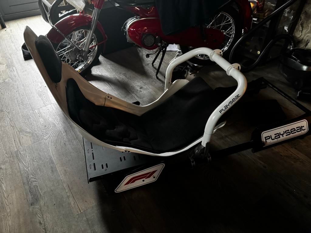 Playseat F1 racestoel - Gebruikt, Ophalen, Gebruikt