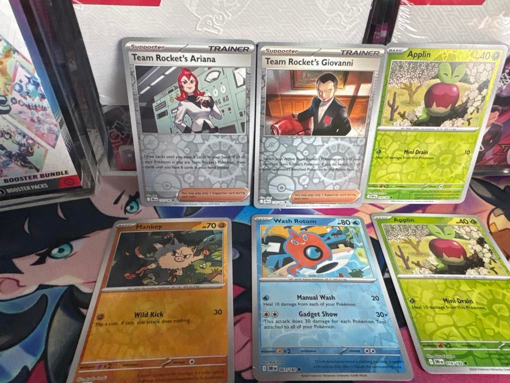 Pokémon kaarten: Team Rocket's Ariana, Giovanni, Applin, Man, Ophalen of Verzenden, Gebruikt, Meerdere kaarten, Foil