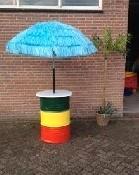 Statafel oliedrum met parasol te huur, Ophalen, Zo goed als nieuw, Oranje of Koningsdag