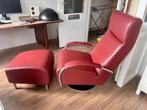 Relax Fauteuil. Uitgevoerd in zacht leer, met hocker, Huis en Inrichting, Fauteuils, Ophalen, Design Modern, 75 tot 100 cm, Zo goed als nieuw