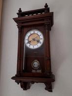 MOOIE ANTIEKE KLOK KLEIN MODEL, Antiek en Kunst, Ophalen of Verzenden