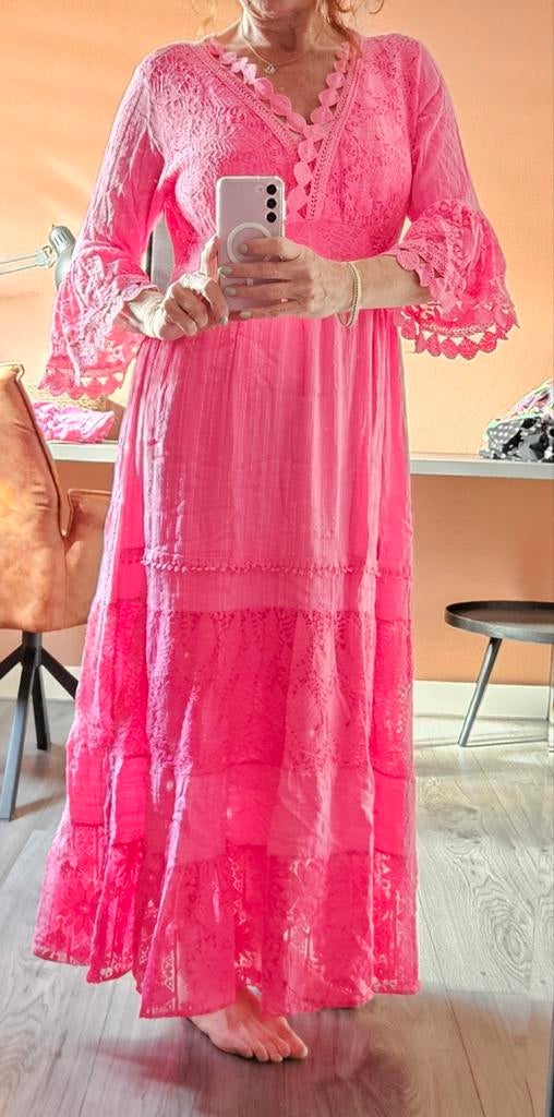 Ibiza Jurk Roze - Lange Maxi Jurk met Kant, Kleding | Dames, Jurken, Maat 42/44 (L), Ophalen of Verzenden, Roze, Gedragen
