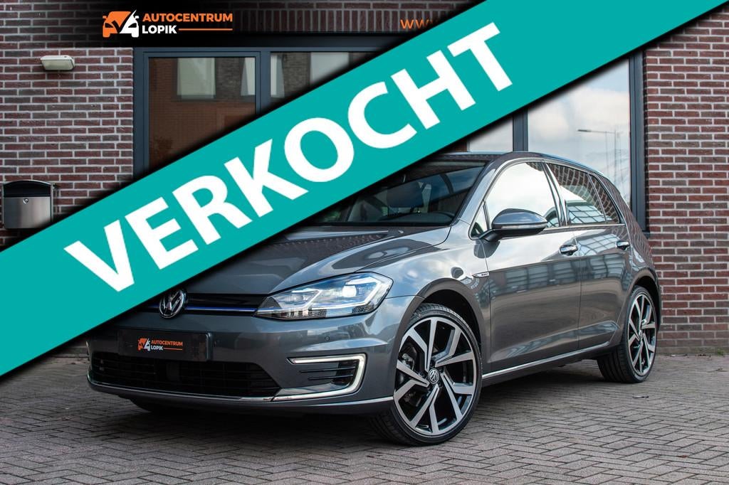 Volkswagen E-Golf E-DITION *NAP*ACC*Virtual Cockpit*Stoelver, Gebruikt, 35 kWh, 230 km, Origineel Nederlands