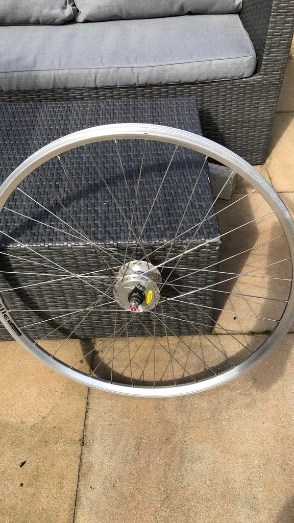 Voorwiel Gazelle, Fietsen en Brommers, Fietsonderdelen, Gebruikt, Aluminium, Stadsfiets, Ophalen