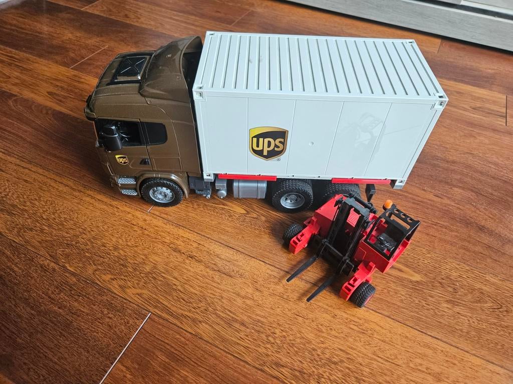 Speelgoed vrachtwagen van Bruder., Ophalen of Verzenden, Zo goed als nieuw