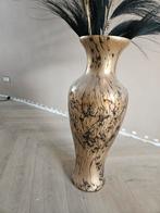 Mooie vaas met veren, Huis en Inrichting, Woonaccessoires | Vazen, Ophalen, Overige kleuren, 50 tot 75 cm, Aardewerk of Porselein