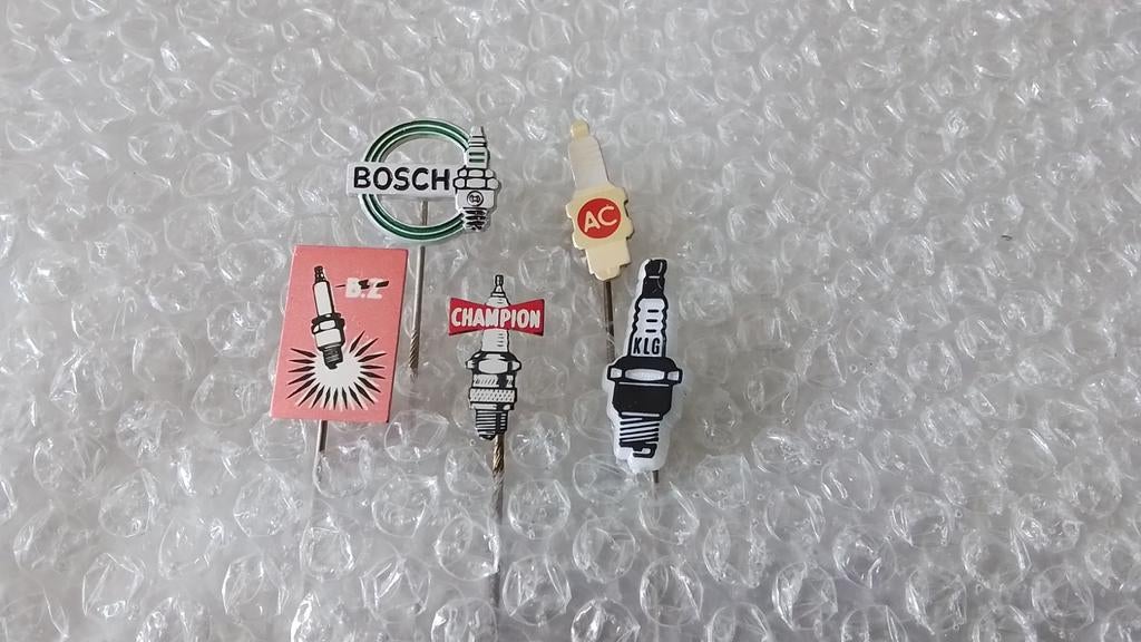 5 verschillende speldjes bougies, Verzamelen, Ophalen of Verzenden, Zo goed als nieuw, Overige onderwerpen