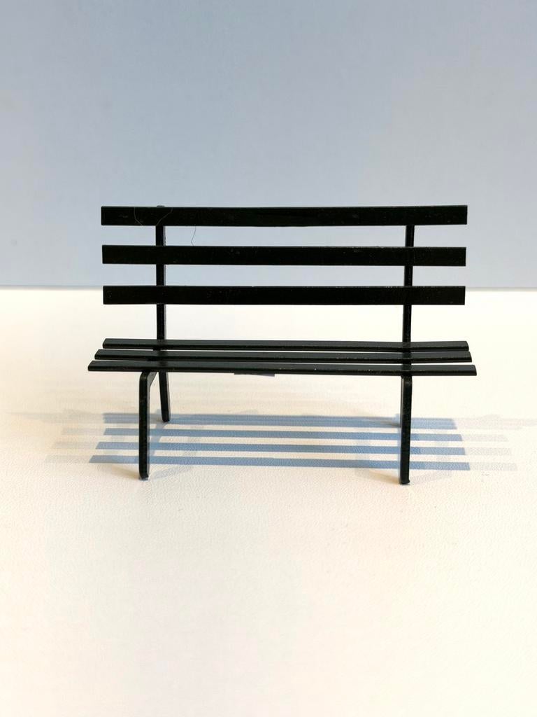 Holiday Expressions - Metal Bench, Verzenden
