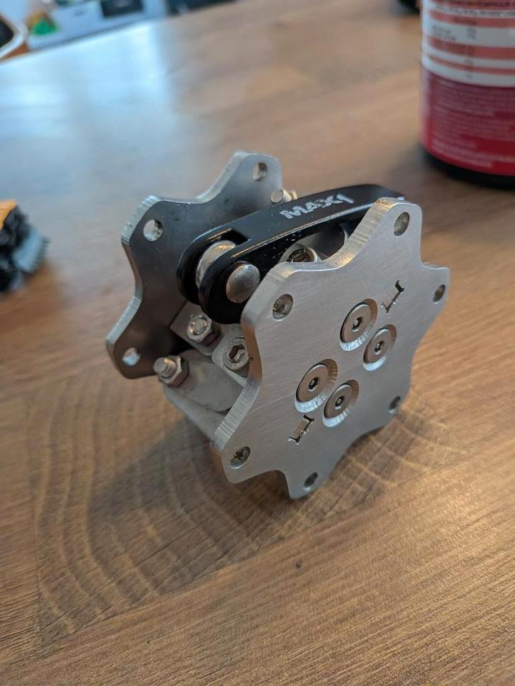 Q1R quick release Sim racing - Logitech Simucube fanatec, Auto-onderdelen, Besturing, Nieuw, Ophalen of Verzenden