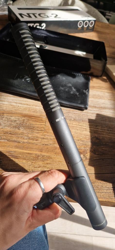Rode NTG-2 condensator richtmicrofoon (4x), Ophalen, Zo goed als nieuw, Studiomicrofoon