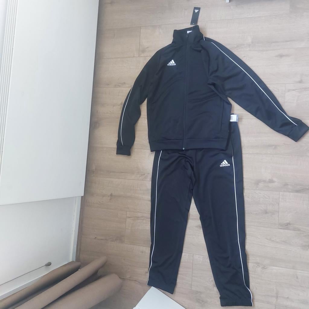 Nieuw Adidas Trainingspak Medium, Kleding | Dames, Huispakken, Maat 38/40 (M), Adidas, Zwart, Nieuw