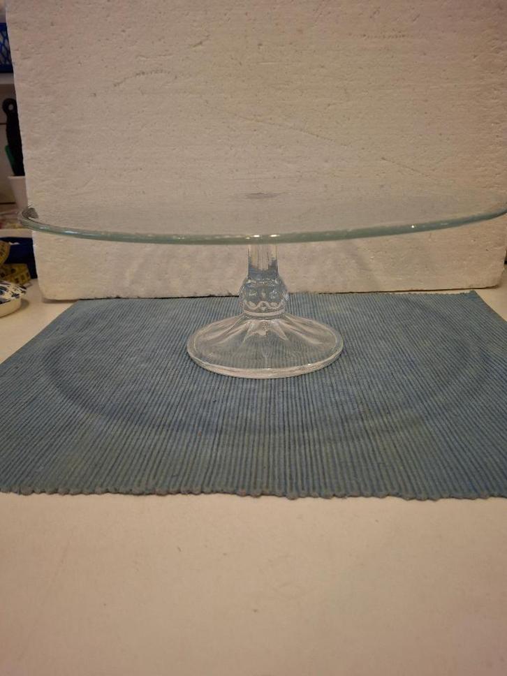 Mooi stevig glazen taartplateau met jacquard motief, Huis en Inrichting, Keuken | Servies, Zo goed als nieuw, Glas of Glazen, Overige stijlen