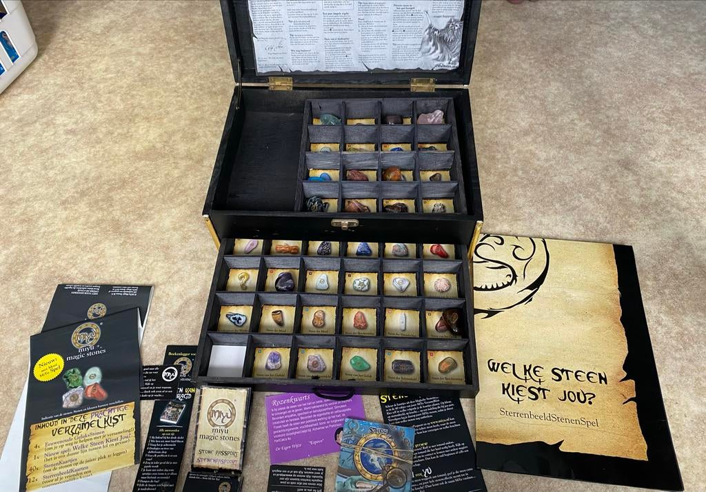 MiYu Edelstenen Spel - Collectie met Kist, Ophalen of Verzenden, Zo goed als nieuw