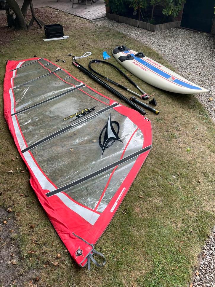 Complete Windsurfset 144 liter plank - Ideaal voor beginners, Watersport en Boten, Windsurfen, Gebruikt, Complete set, 250 tot 300 cm