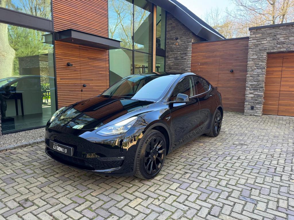 Tesla Model Y AWD Long range 2023 Zwart, Auto's, Tesla, 0 cilinders, 258 pk, Zwart, Origineel Nederlands