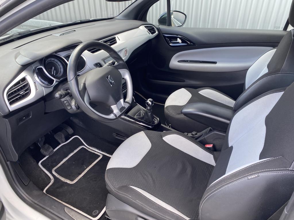 Citroën DS3 1.4 Chic 147Dkm, Clima, CC, PDC, LM, nw. APK, Voorwielaandrijving, Euro 5, Stof, 4 cilinders