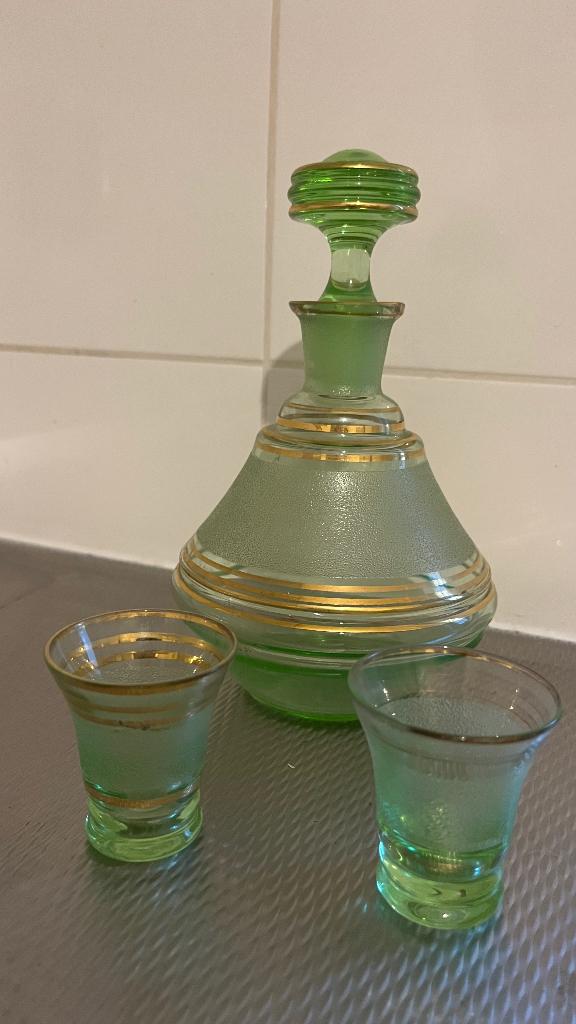 Drank/whiskey karaf met twee glaasjes, Ophalen of Verzenden, Gebruikt, Overige typen