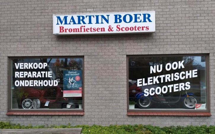Nieuwe scooters / 2e hands scooters / reparatie / helmen, Fietsen en Brommers, Overige Fietsen en Brommers, Zo goed als nieuw