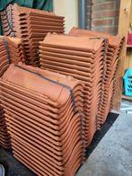 110 nieuwe keramische rode dakpannen, Ophalen