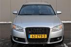 Audi A4 Avant 4.2 V8 | S4 quattro | HISTORIE AANWEZIG | YOUN, Auto's, Automaat, 1730 kg, Gebruikt, Stoelverwarming