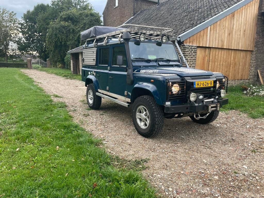 Super leuke defender 110 TD5 met nieuwe APK, Auto's, Land Rover, Vierwielaandrijving, Particulier, Dealer onderhouden, SUV of Terreinwagen