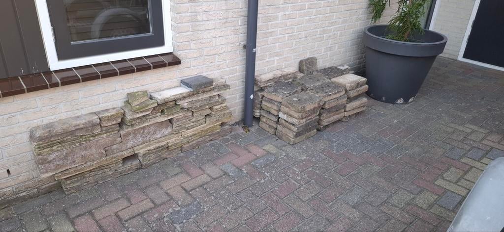 Gratis afhalen tegels stenen, Ophalen, Gebruikt, Beton, Terrastegels