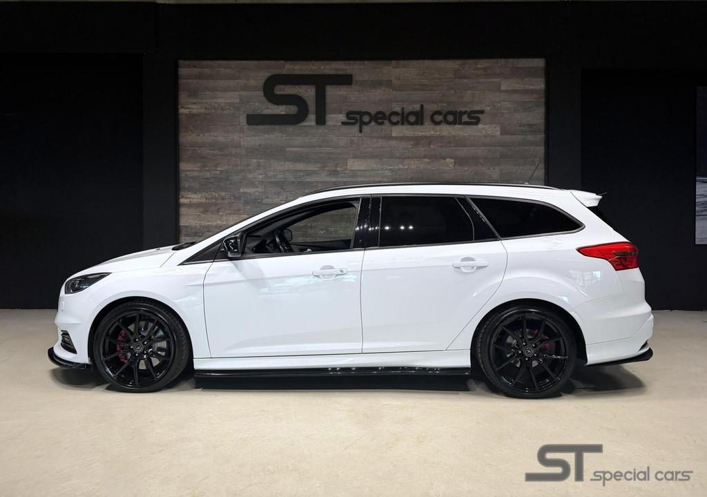 Ford Focus Wagon 2.0 ST2|Maxton|19 inch|Carplay, 15 km/l, Gebruikt, 4 cilinders, Met garantie (alle)