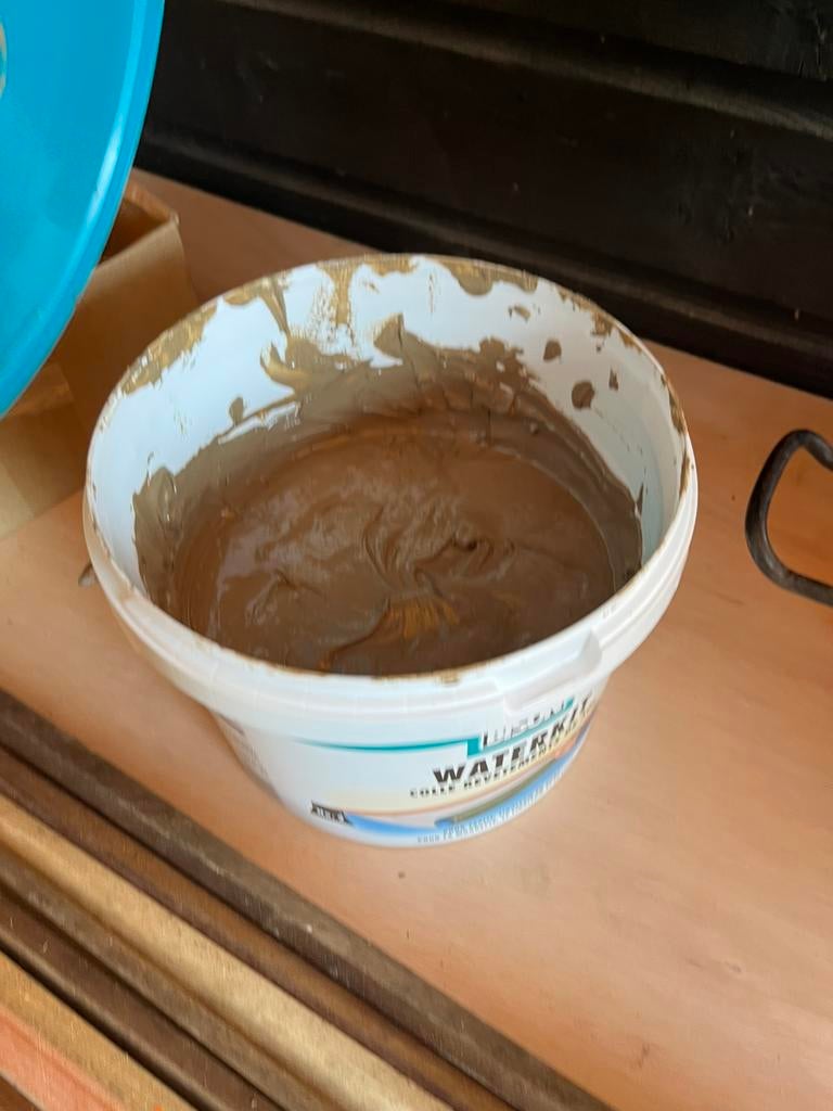 Waterkit BISON half emmertje 2,5kg, Ophalen, Zo goed als nieuw, Wit