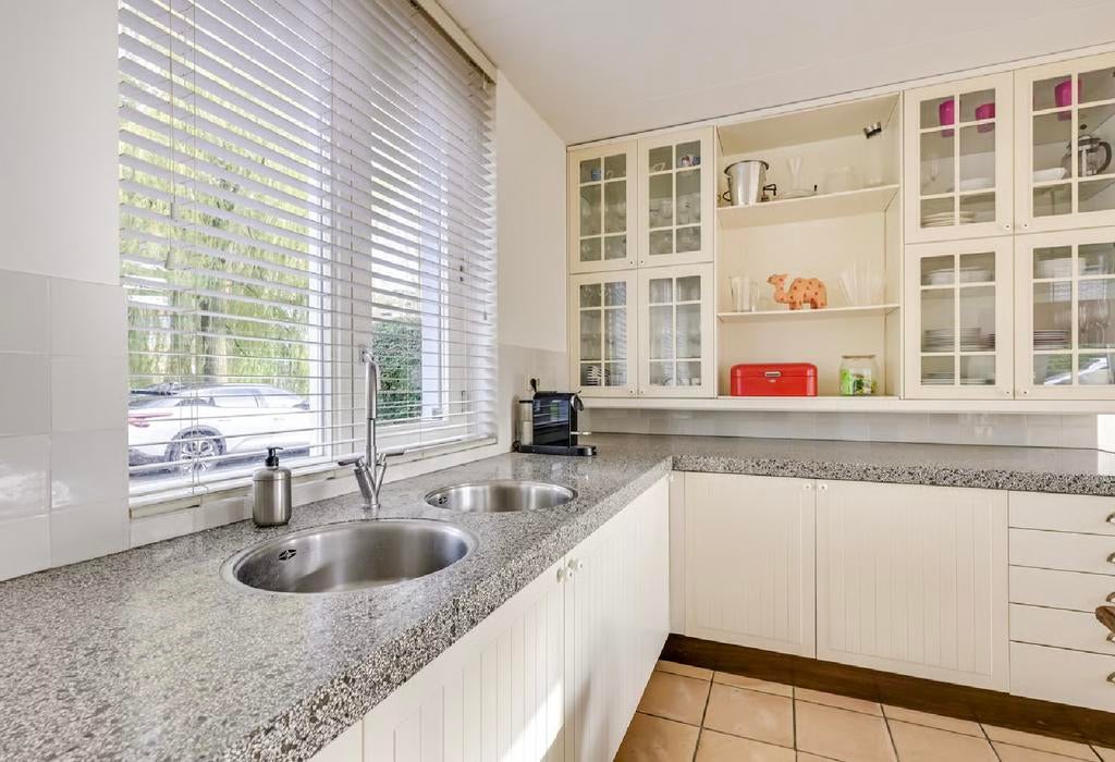 GRATIS Grote keuken met granieten blad en SMEG apparatuur, Ophalen, Gebruikt, Hoekkeuken, Graniet of Steen