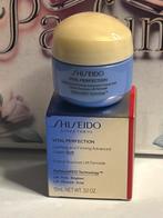 Shiseido vital perfection soft cream 15ml, Ophalen of Verzenden, Nieuw, Gehele gezicht, Verzorging