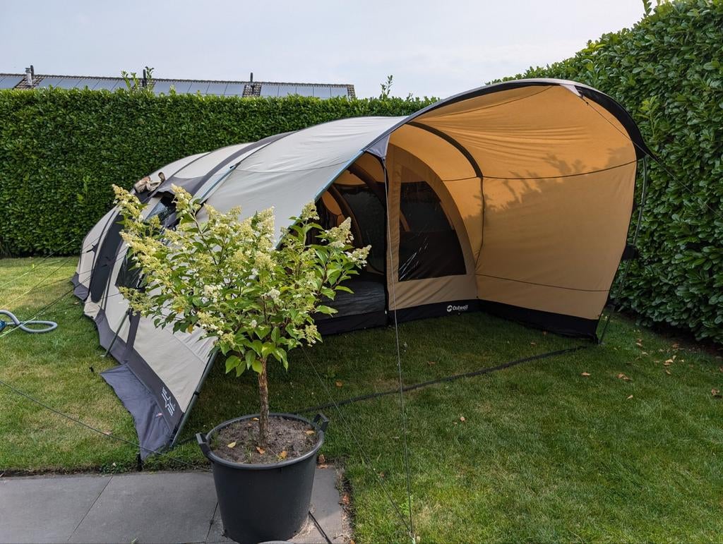 ! fantastische Outwell Alamosa 6ATC opblaas tent!, Caravans en Kamperen, Tenten, Ophalen, Zo goed als nieuw, Tot en met 6