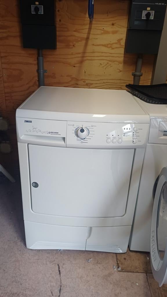 Zanussi Exclusiva 7kg Luchtafvoer Droger, 6 tot 8 kg, Gebruikt, Luchtafvoer, Ophalen of Verzenden