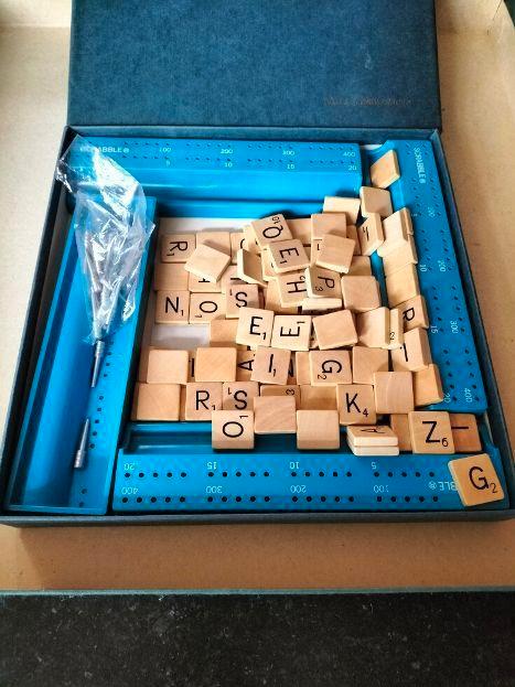 vintage scrabble jaren 70  met originele doos in goede staat, Hobby en Vrije tijd, Gezelschapsspellen | Bordspellen, Zo goed als nieuw