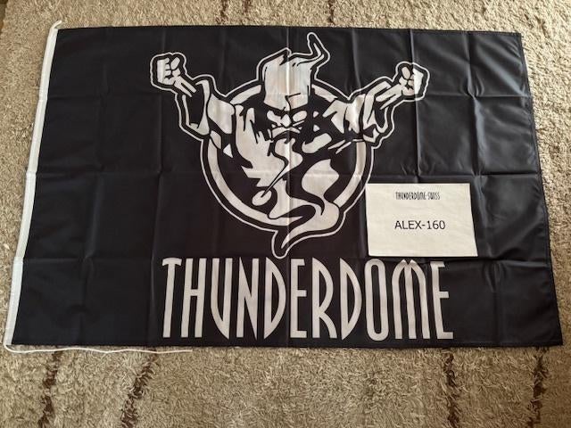 Thunderdome 2009 Flag NEW Rare Hardcore Collector Item ID&T, Ophalen of Verzenden, Zo goed als nieuw, Pop