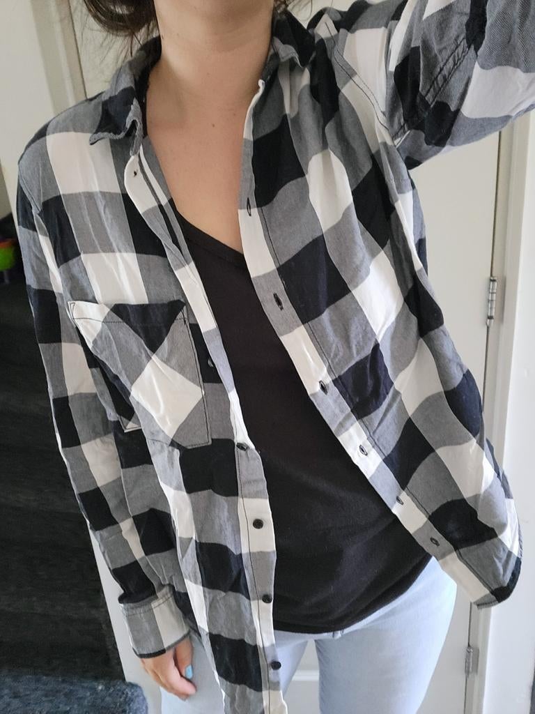 H&M blouse overhemd zwart wit geblokt S 36, H&M, Zwart, Ophalen of Verzenden, Zo goed als nieuw