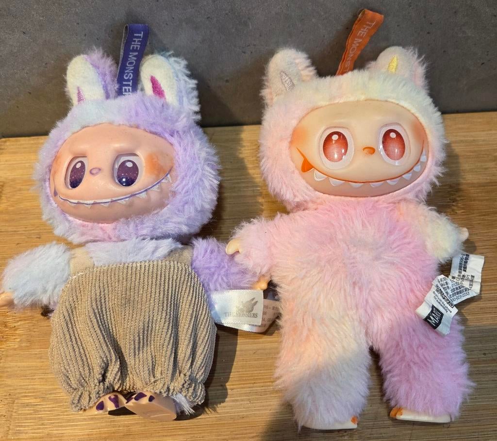 2 PopMart Labubu The Monsters, Verzamelen, Ophalen of Verzenden, Gebruikt