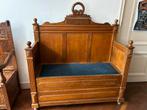 Kerkbank, hout met klep, Ophalen