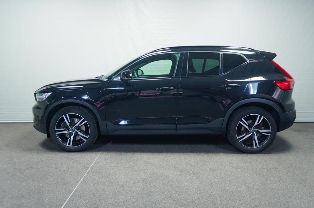 Volvo XC40 1.5 T5 Recharge Inscription, Euro 6, 1712 kg, Zwart, Bedrijf