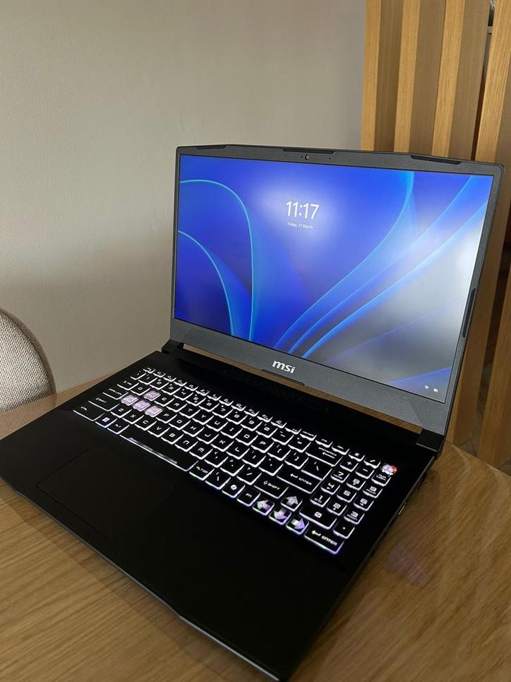 MSI Katana 15 2560x1440 Gaming Laptop (RTX 4070, i7), Computers en Software, Windows Laptops, Zo goed als nieuw, 15 inch, SSD