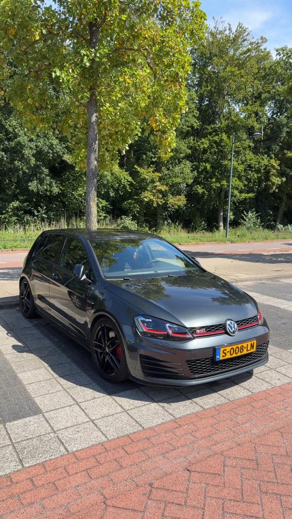 Volkswagen Golf 2.0 TSI 169KW 300pk! 5D DSG 2015 grijs, Stof, Euro 6, 4 cilinders, 1984 cc