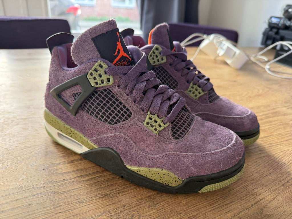 Air Jordan 4 Retro Canyon Purple / Alligator maat 39, Kleding | Dames, Schoenen, Ophalen, Zo goed als nieuw