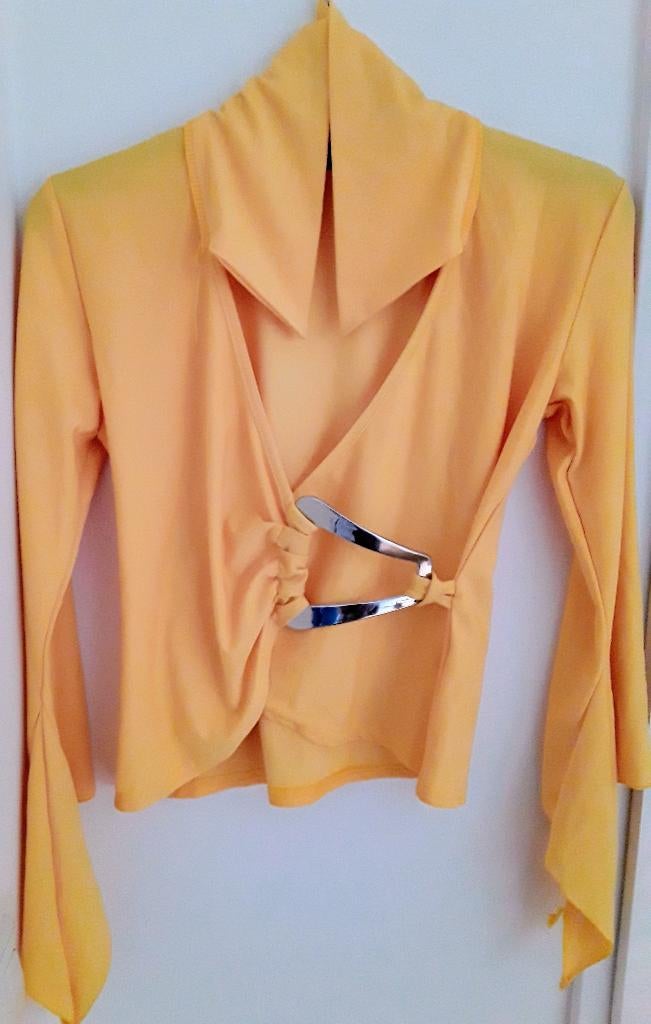 2 delig dames setje, Kleding | Dames, Jasjes, Kostuums en Pakken, Ophalen, Kostuum of Pak, Geel, Nieuw