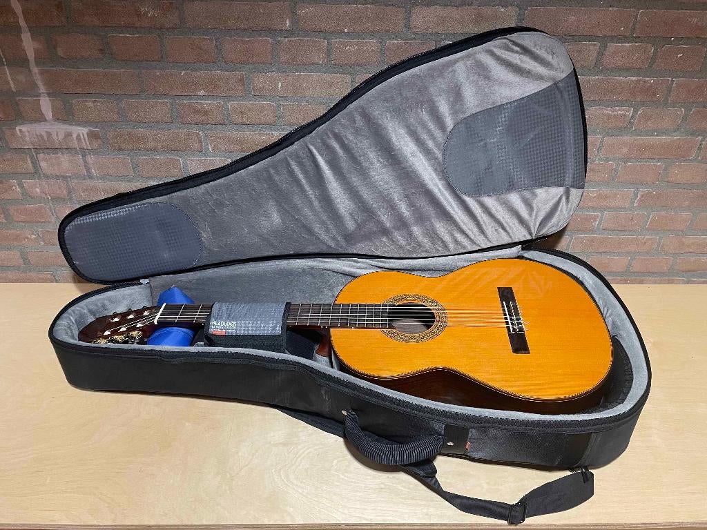 Dieter Hopf Grandioso — Klassieke Gitaar met gigbag, Muziek en Instrumenten, Snaarinstrumenten | Gitaren | Akoestisch, Ophalen of Verzenden